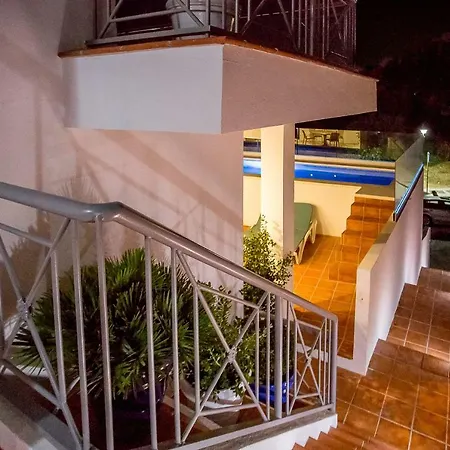 Apartment Luxury With Private Swimming Pool