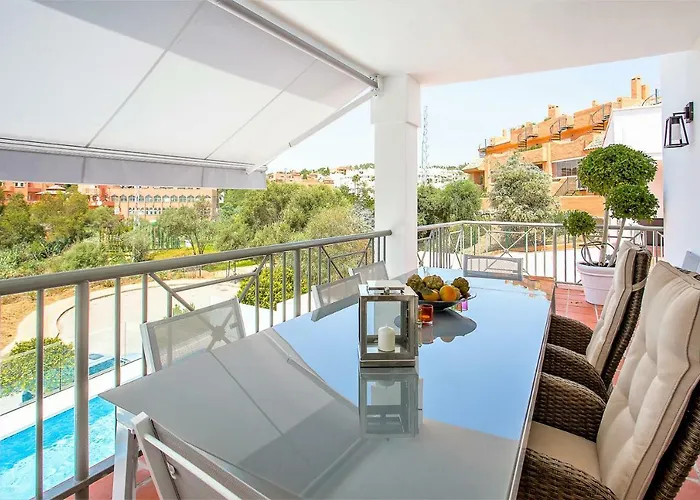 Luxury With Private Swimming Pool * Μαρμπέλλα