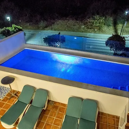 Apartment Luxury With Private Swimming Pool *