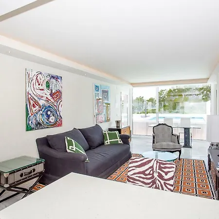 Apartment Luxury With Private Swimming Pool *